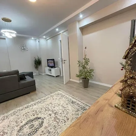 Melody In Apartment Korce