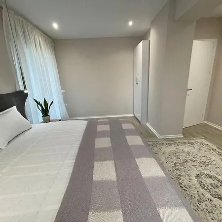 Melody In Korçë Appartement *